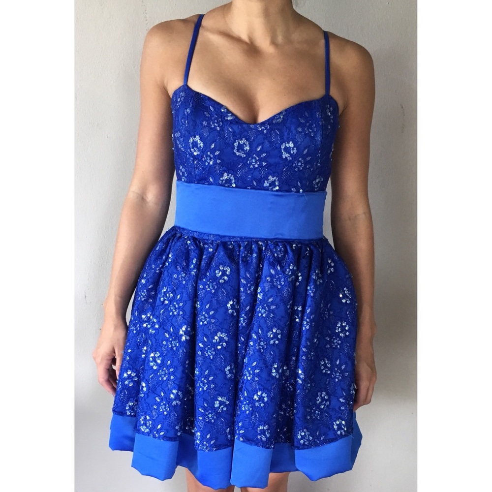 Princess A Line👗 - Picture 3 of 7